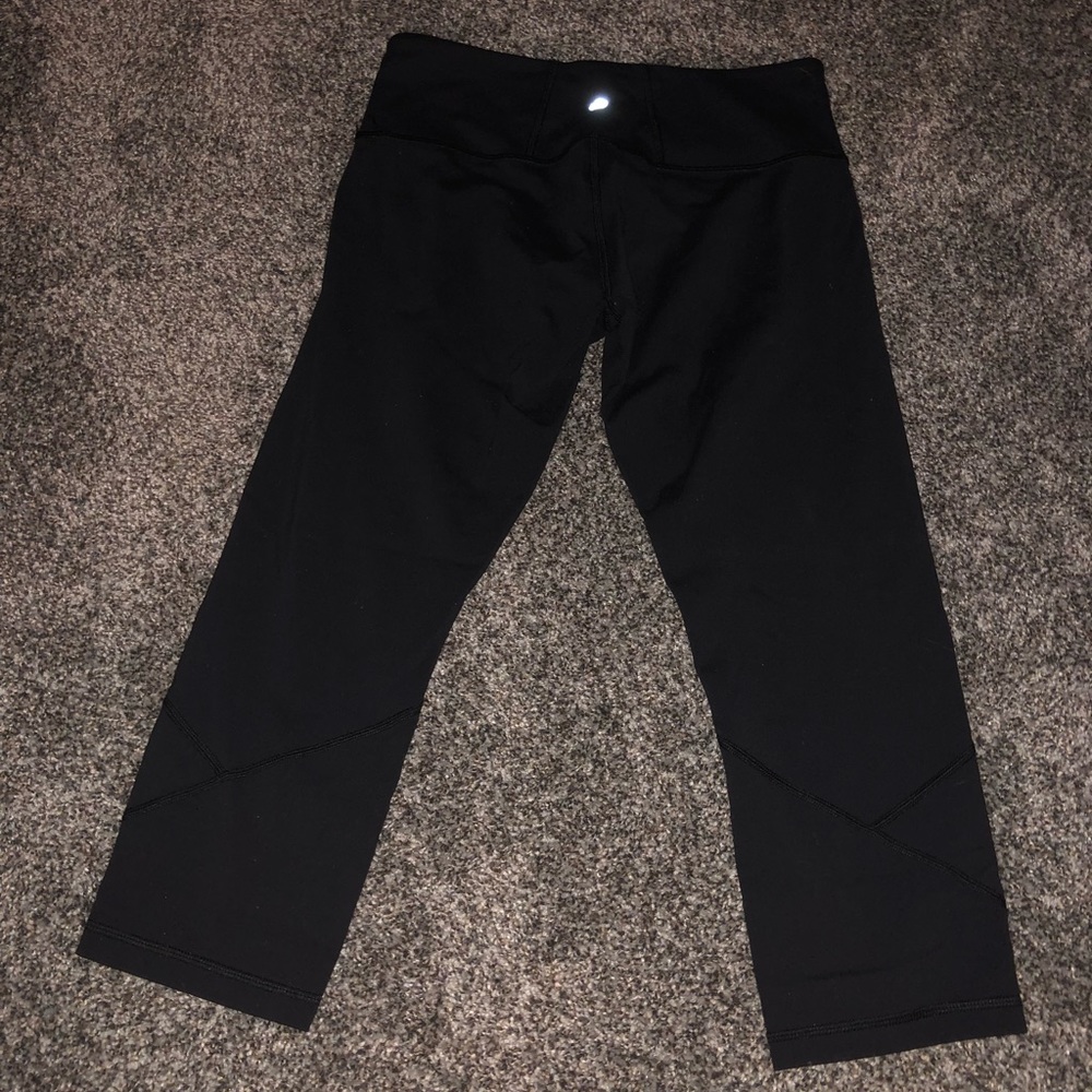 🍋 Lululemon Athletica Crop Leggings